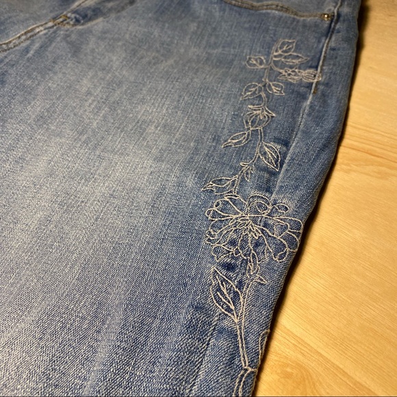 LEVI’S classic bootcut women’s jeans - Picture 7 of 8